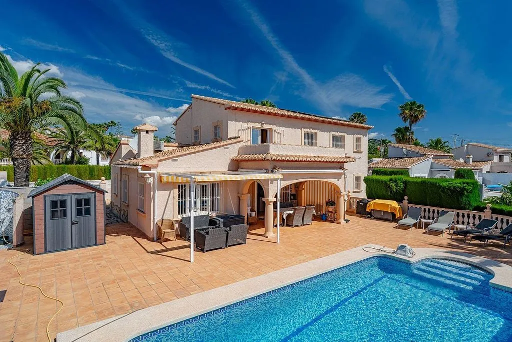 Piscine - Villa with Pool and Terrace in Calpe