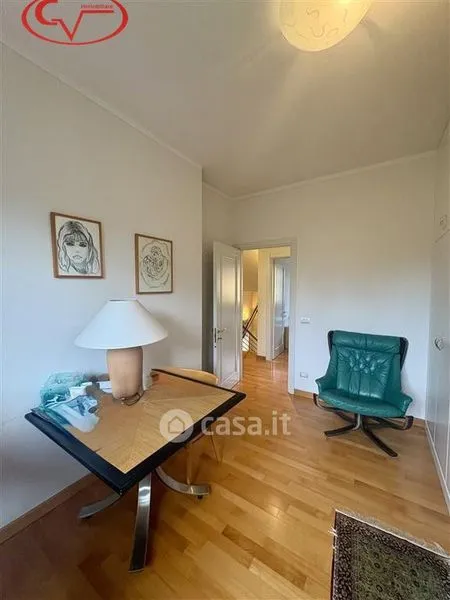 Bureau - Modern Villa with Pool in Loro Ciuffenna
