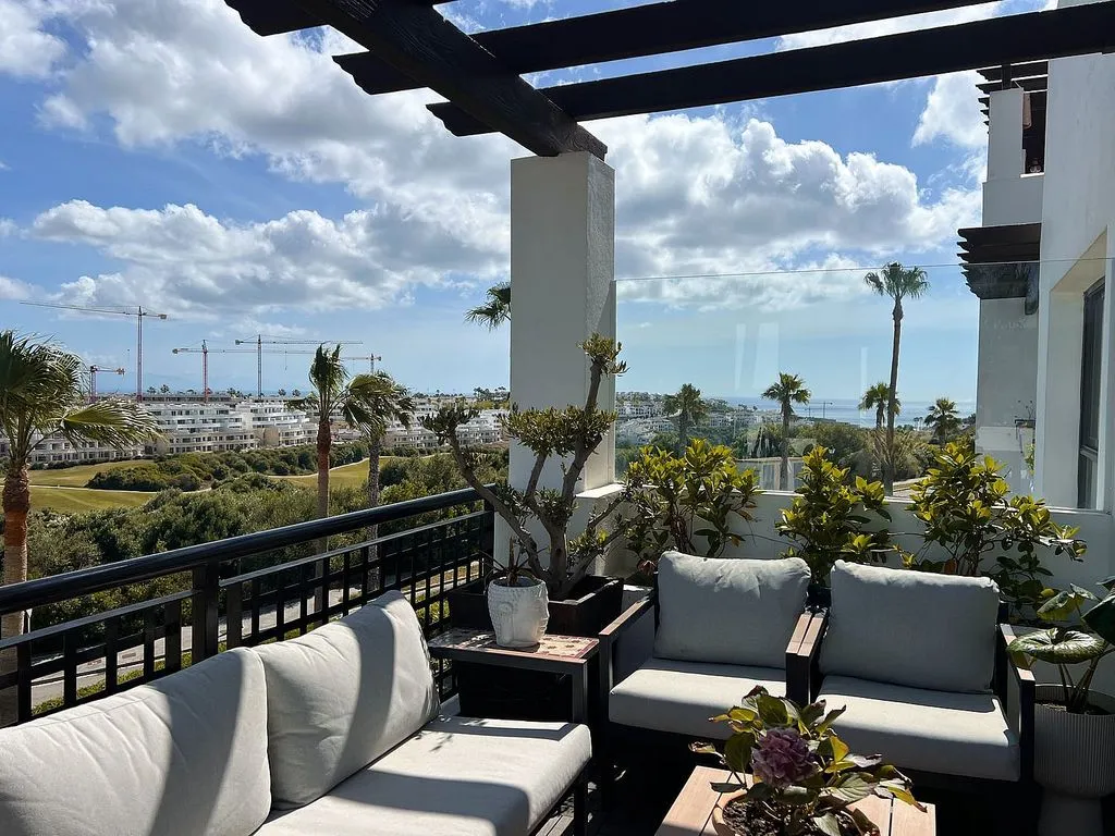 Terrass - Apartment with Pool and Terrace in Alcaidesa Suites