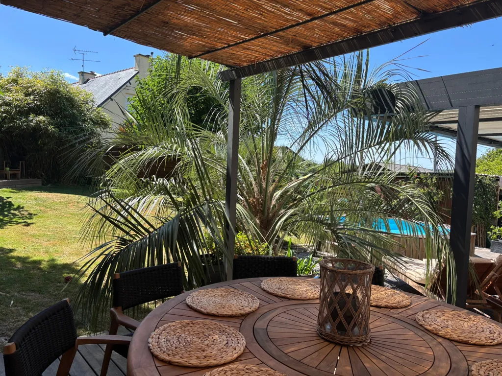 Terrass - Rustic Stone House with Pool in Cournon