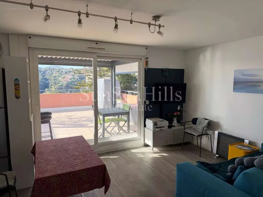 Soggiorno - Apartment with Terrace in City Centre