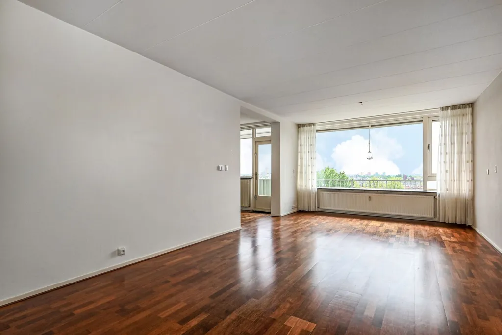 5-toaline korter asukohas Den Haag