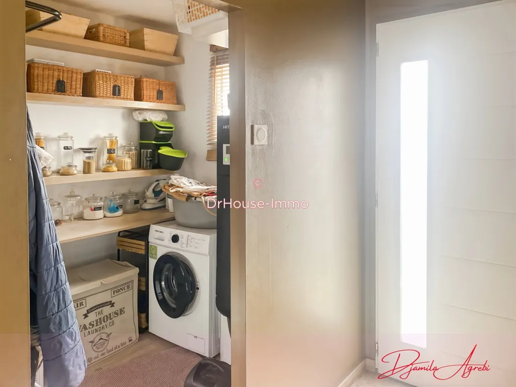 Utility Room - Contemporary House with Garden in Pignans