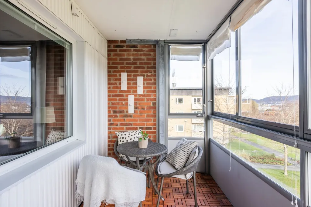 Rõdu - Two-Bedroom Flat with Balcony in Jönköping