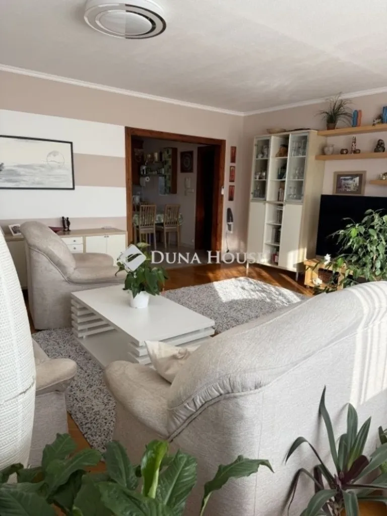 Living Room - Modern Flat with Balcony in Budapest XVI