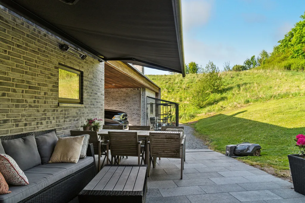Terrasse - Modern House with Stringent Architecture in Stouby
