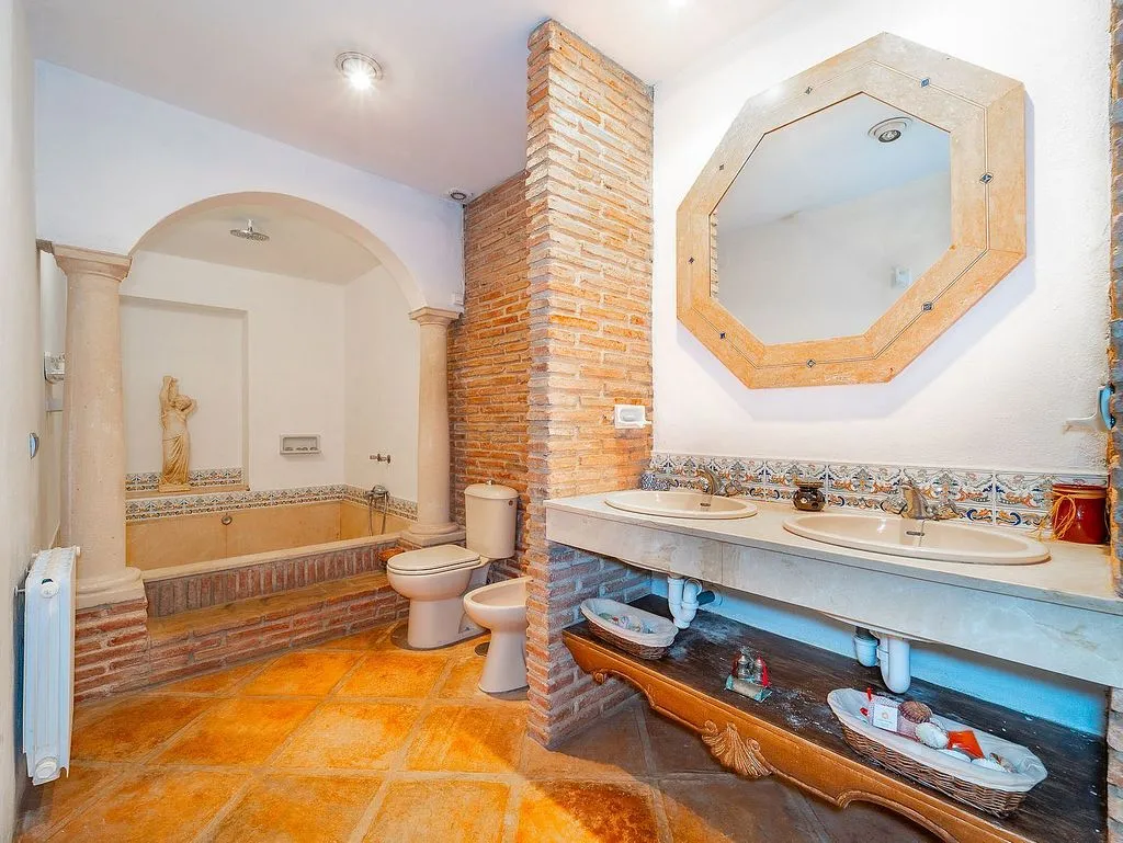 Bathrooms - Apartment with Pool and Terrace in Cabo Pino
