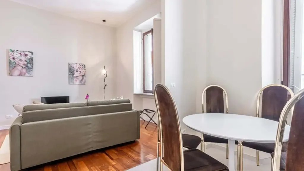 Living Room - Fully Furnished Studio in Milan