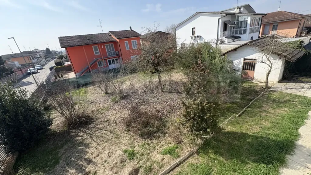 Garden - Villa with Garden in Garlasco