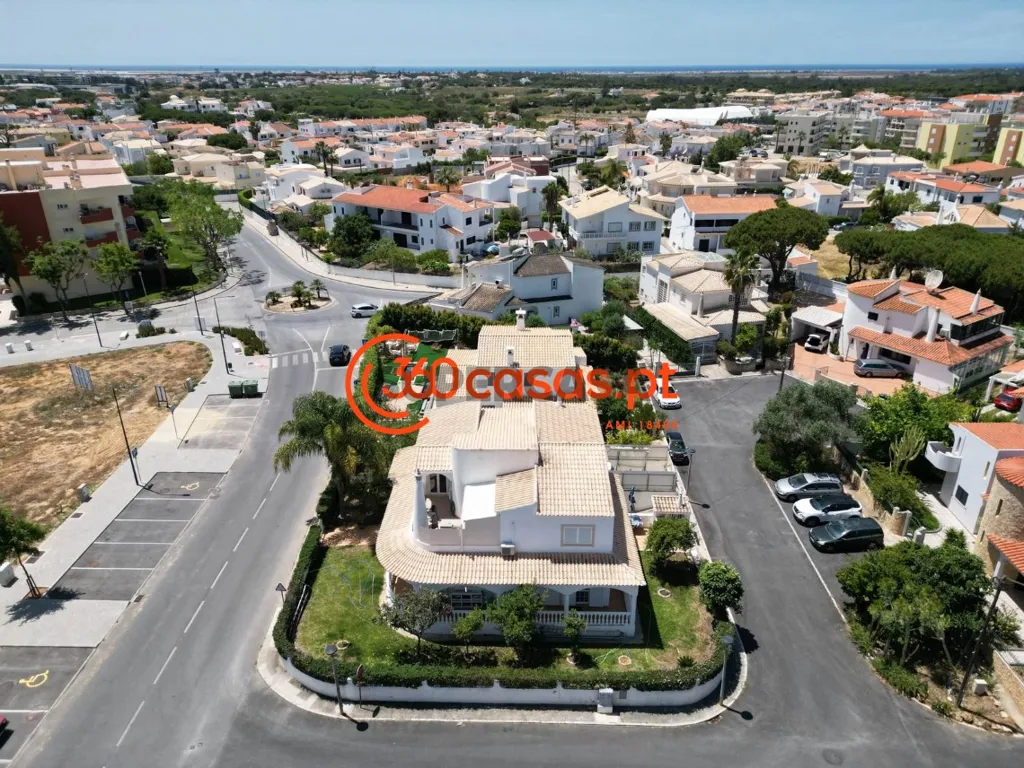 Vista aerea - T5 House with Terrace in Faro