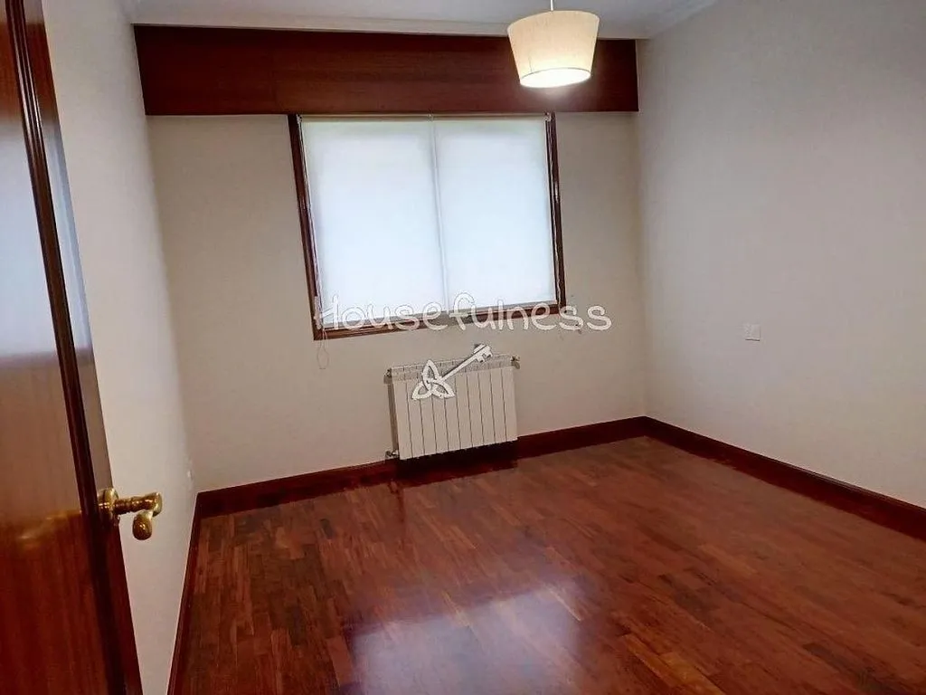Stanze - Fully Furnished Flat in Central Narón