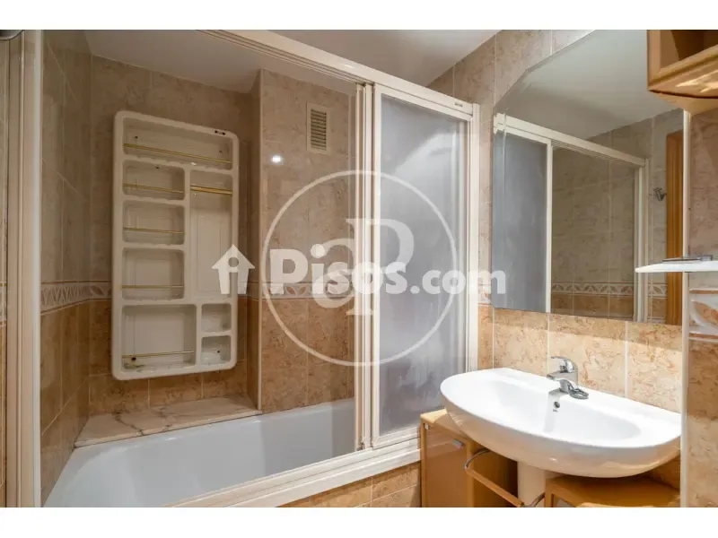 Bagni - Apartment with Balcony in Valencia Centre