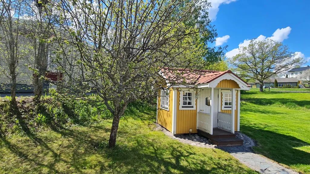 Aed - Villa with Lakeside Double Plot in Lucksta