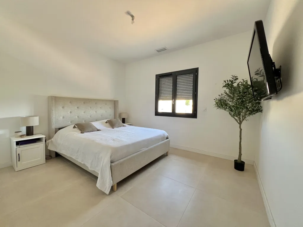 Chambres - Villa Neuve avec Piscine à Beaucaire