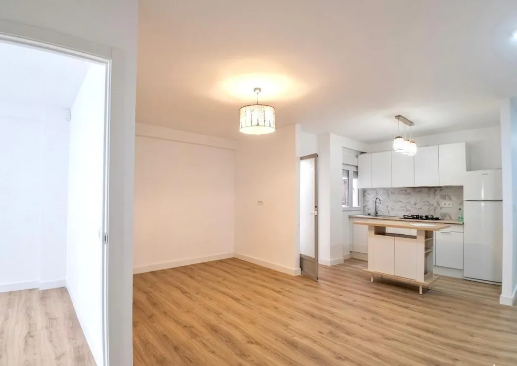 Cuisine - Reform Apartment with Balcony in Torrevieja