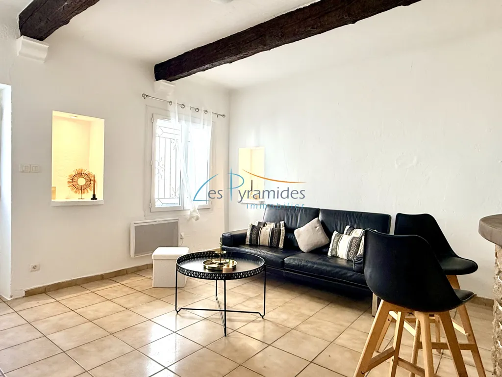 Soggiorno - Charming Townhouse with Stone Vault in Lunel Centre