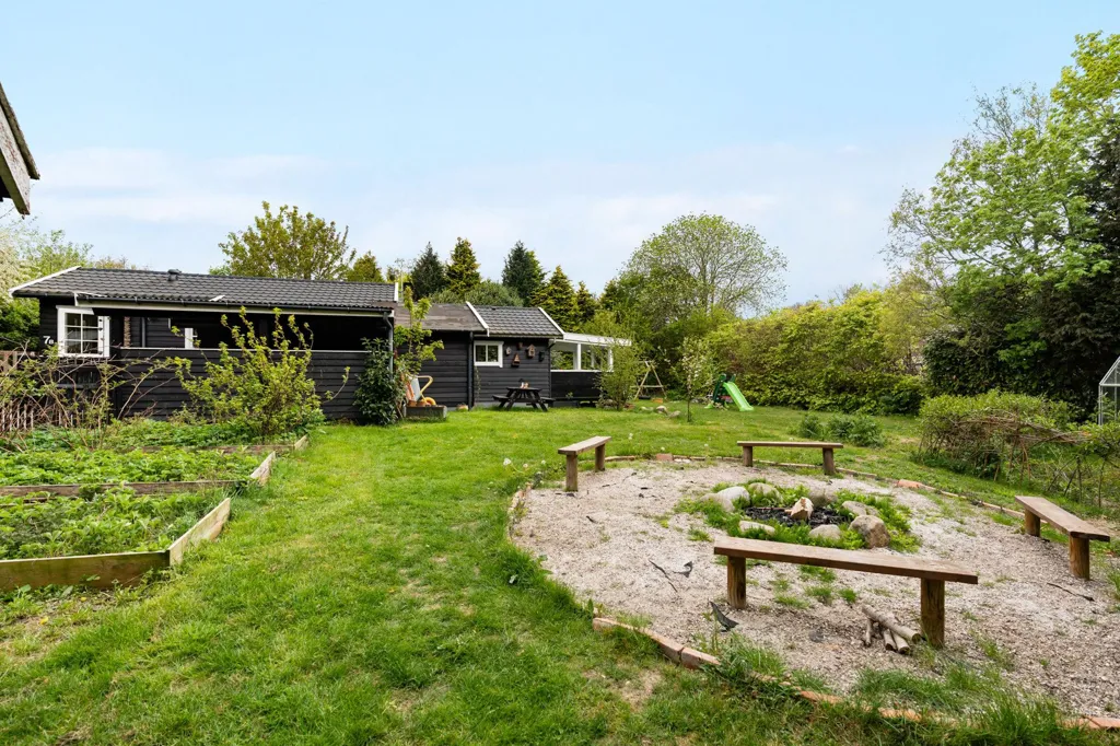 Garden - 3-room house in Dronningmølle