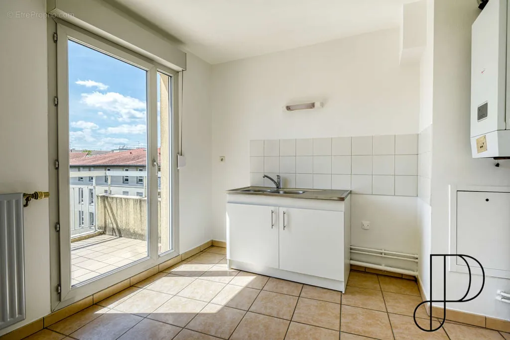 Cuisine - Appartement T3 avec Terrasse à Monplaisir