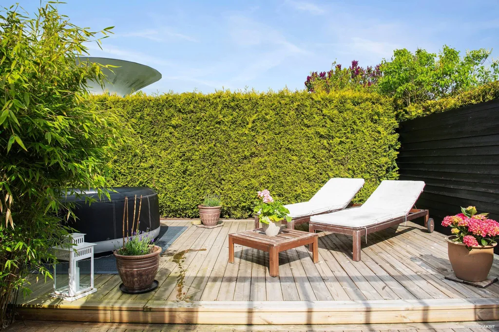 Terrasse - Charming Cottage with Garden in Sommarbyn Tornet