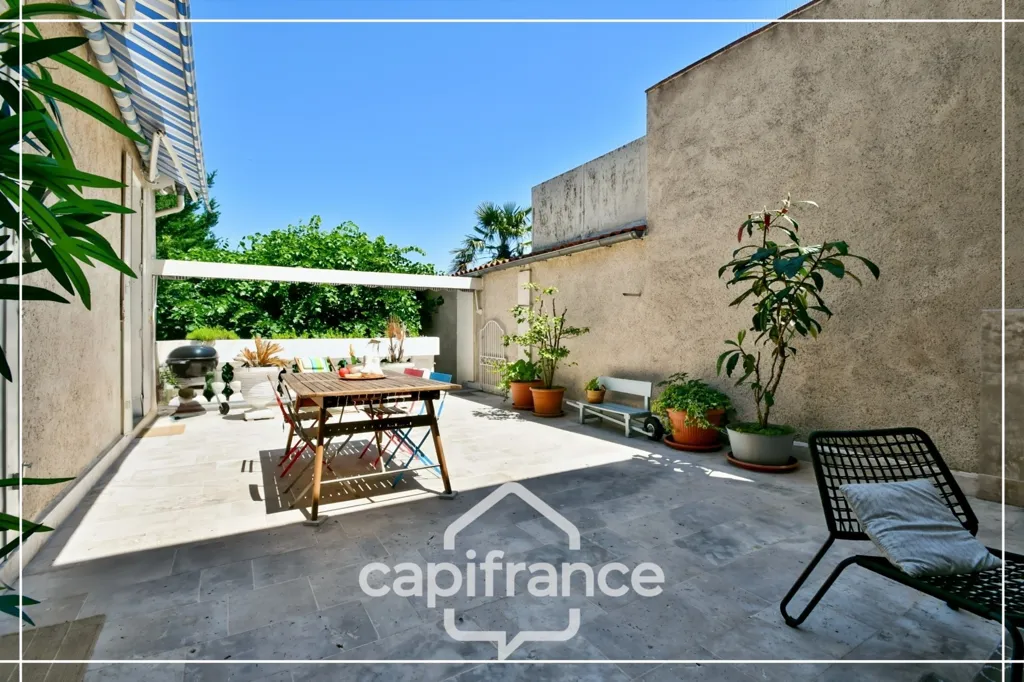 Terrace - Character House with Intimate Garden in Agen Centre