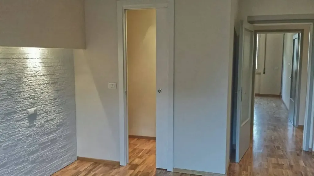 Appartement 5 pièces à IT