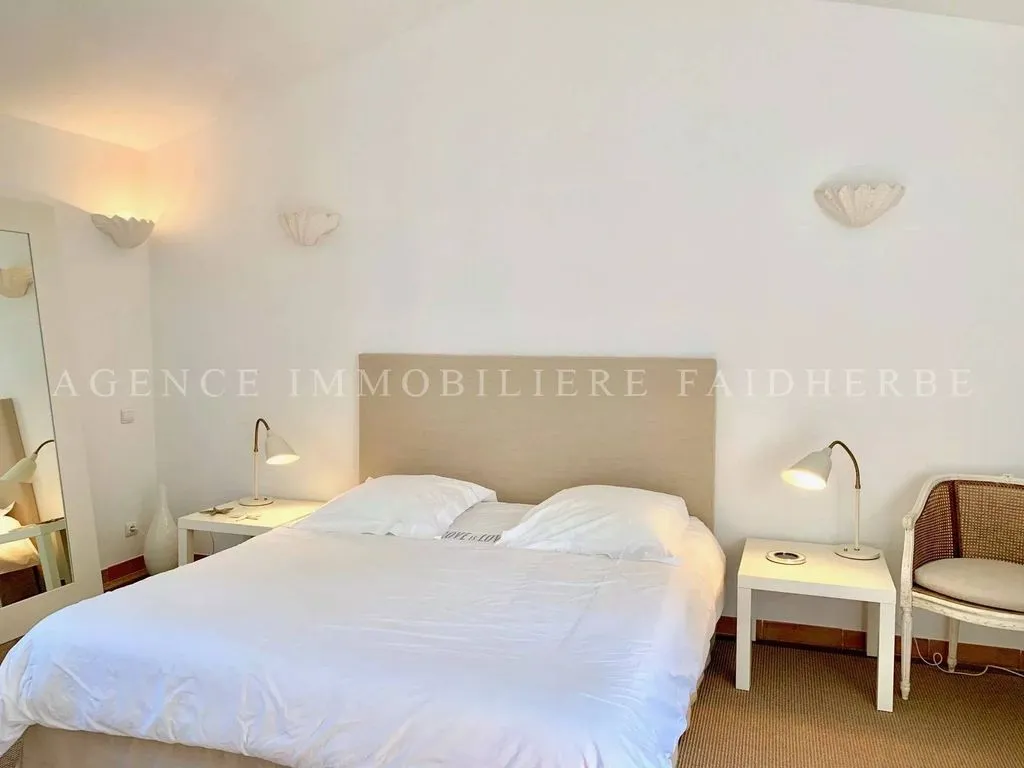 Chambres - Villa de Luxe avec Piscine à Saint-Tropez