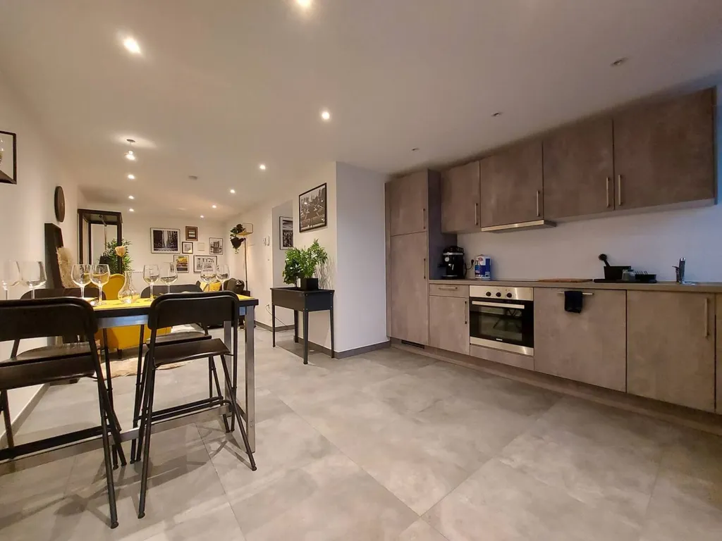 Cuisine - Appartement Rénové 1 Chambre au Cœur de Bastogne
