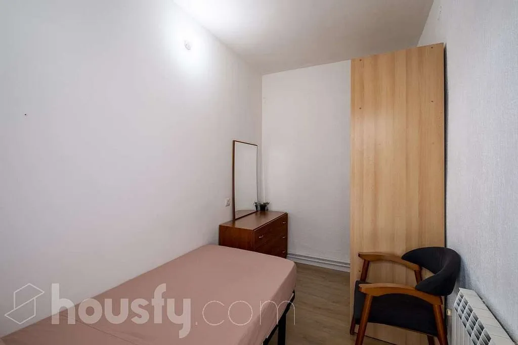 Chambres - Apartment with Terrace in Ca n'Anglada, Terrassa