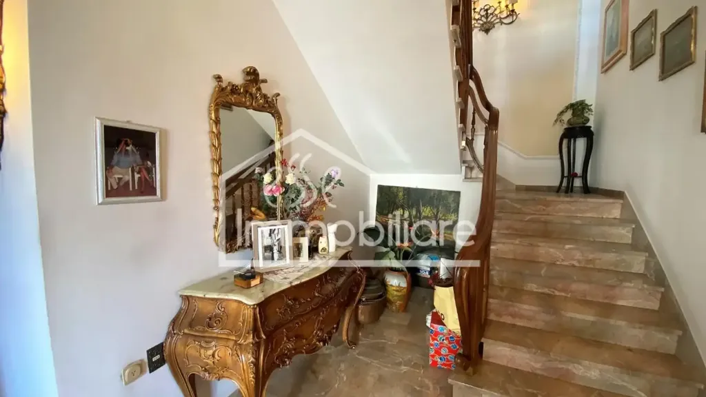 Pièces - Corner Villetta with Garden in Empoli