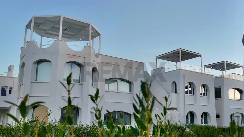 Extérieur - Penthouse with Seafront Terrace in Numana