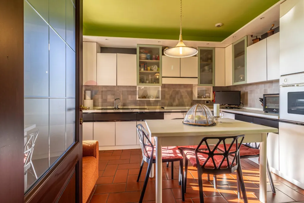 Cuisine - Triplex Villa with Garden in Occhieppo Superiore