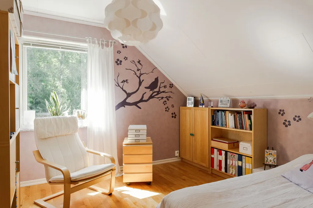 Magamistoad - Charming Villa with Solar Panels in Lugnet