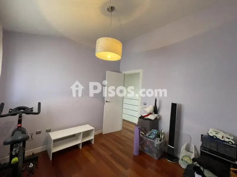 Chambres - Modernised Duplex with Mountain View in Beniparrell
