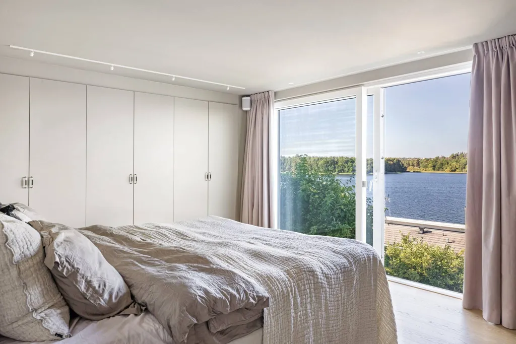 Bedrooms - Modern Apartment with Mälaren View in Mälarhöjden