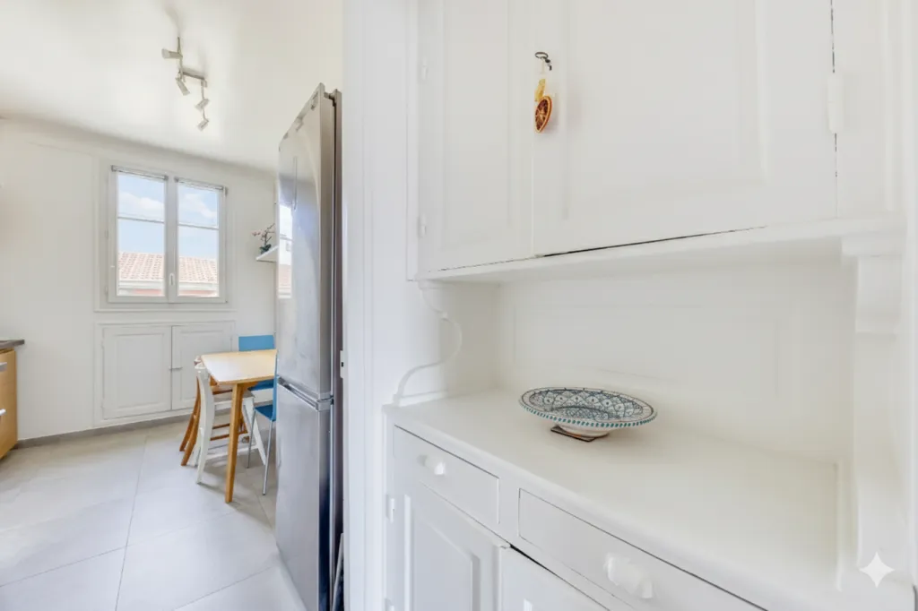 Cuisine - Appartement traversant avec vue dégagée à Montrouge