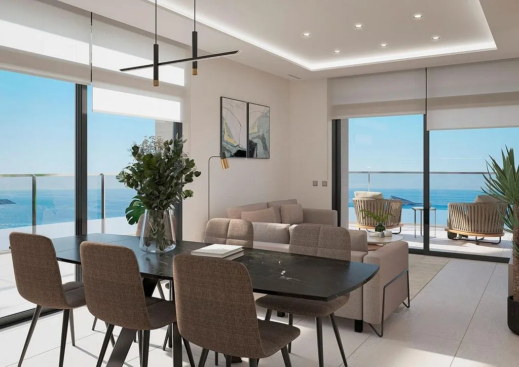 Dining Room - Luxury 1-Bed Apartment with Sea View in Benidorm