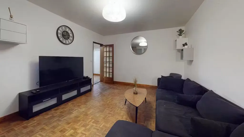 Living Room - Furnished Flat in Saint-Étienne-du-Rouvray