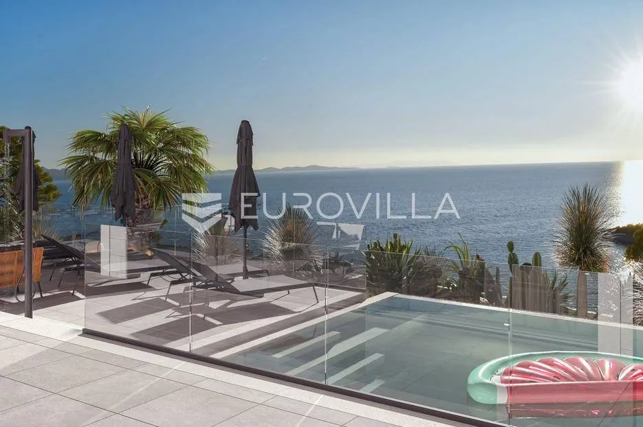 Piscina - Luxury Villa with Seafront in Nerežišća