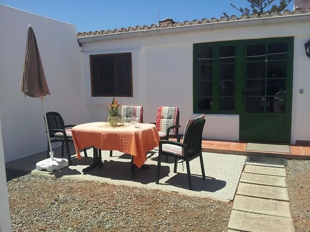 Terrazza - Rustic Farmhouse with Pool near Maspalomas