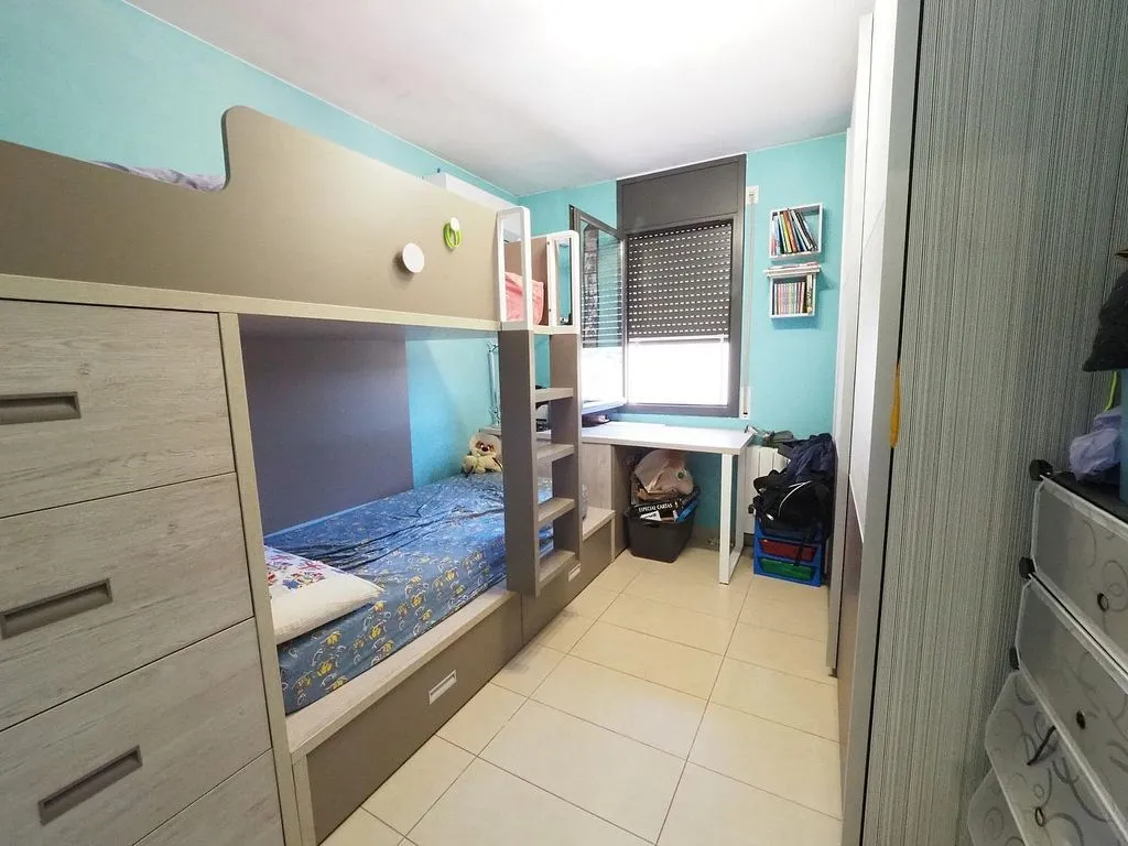 Bedrooms - Duplex with Balcony in Ca n'Oriol