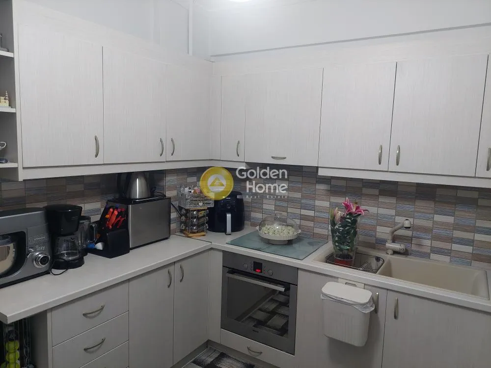 Cuisine - Apartment with Balcony in Piraeus