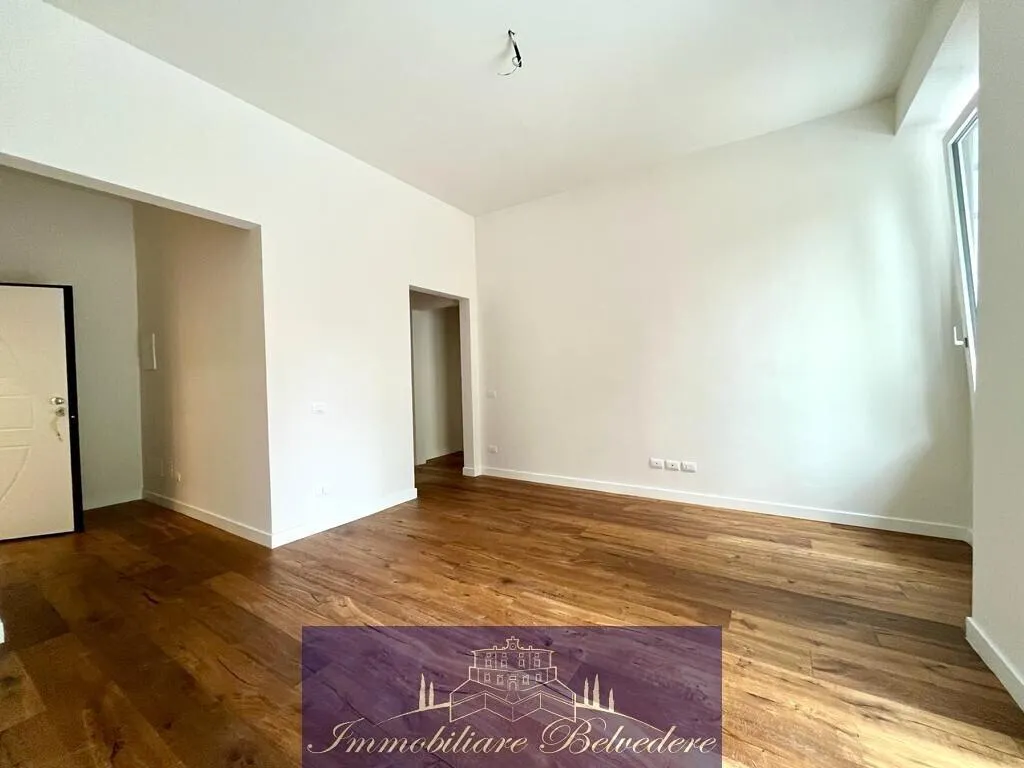 Pièces - Modernised Apartment with Private Garden in Florence