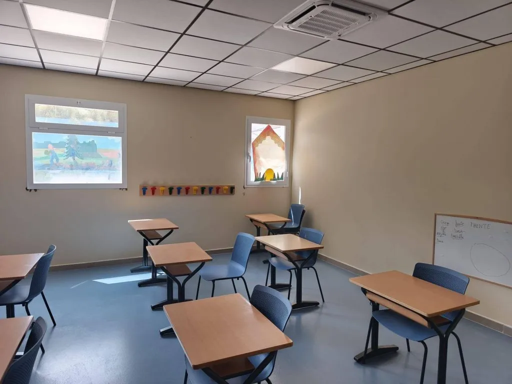 Kabinet - Educational Centre with Development Potential in Archidona