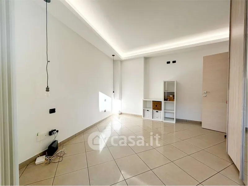 Pièces - Two-Bedroom Flat with Balcony in Cislago