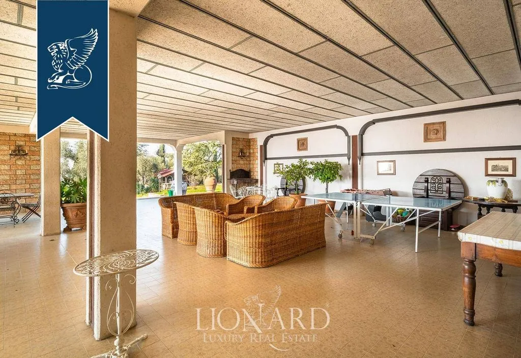 Terrasse - Luxury Villa with Pool and Park in Verona