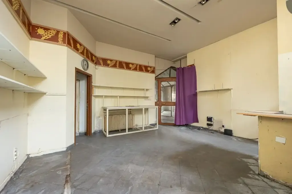 Toad - Neo-Classical Townhouse with Commercial Space in Merksem