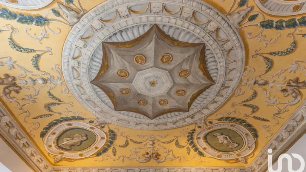 Pièces - Historic Apartment with Artwork in Ancona