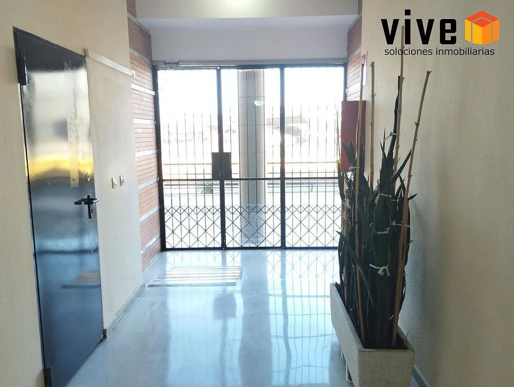 hallway_entrance