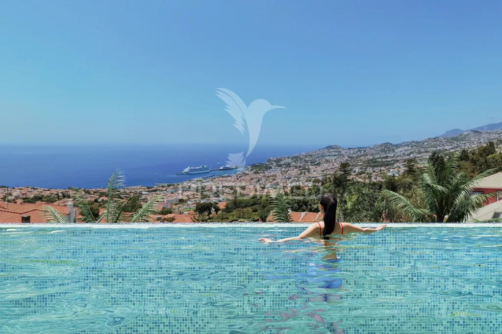 Piscina - Luxury Villa with Infinity Pool in Funchal