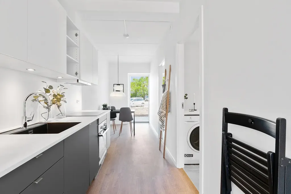 Cuisine - 3-Bedroom Apartment in Aarhus V
